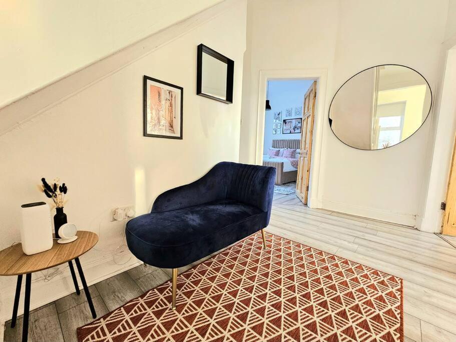 Spacious Haven With Free Parking Glasgow Eksteriør bilde